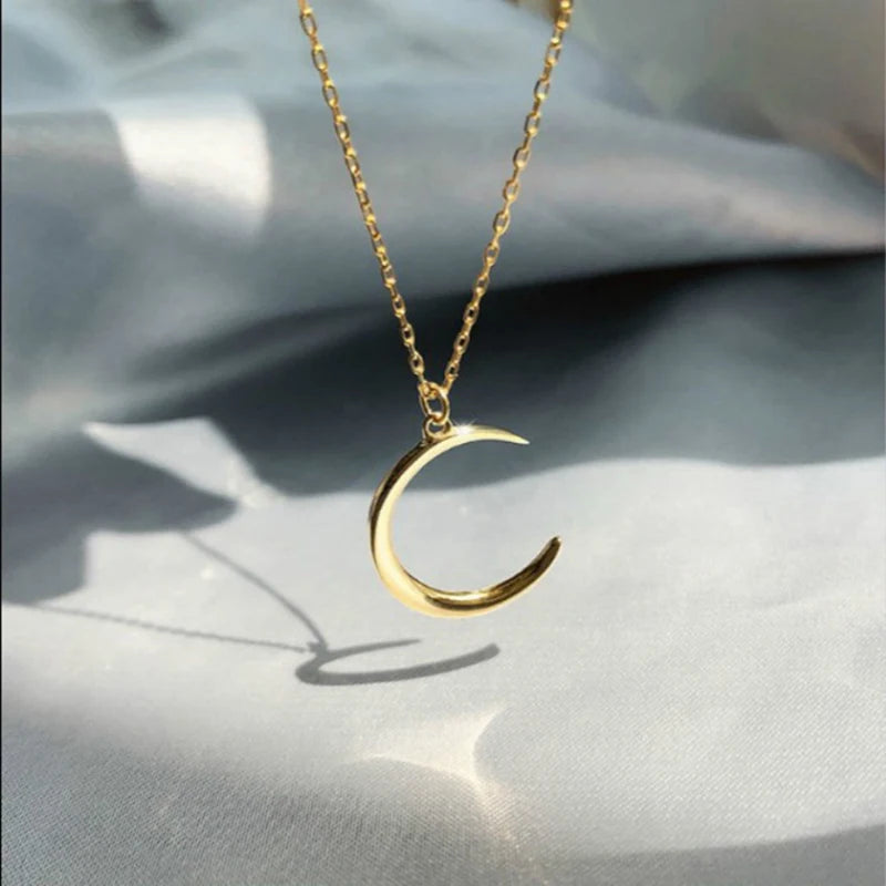 Stainless Steel Necklace New Fashion Moon Chain Pendant Simplicity Necklaces For Wome alternate view