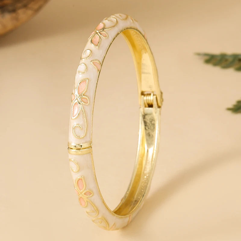 FTCY Fine Four-leaf clover bracelet For Women Bohemian Ethnic Enamel Bracelet Clois additional angle