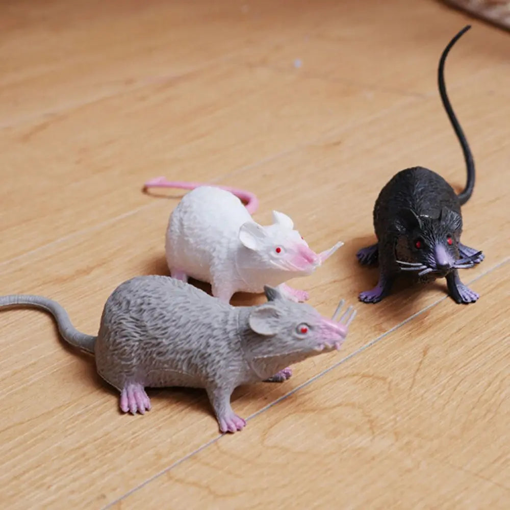 Fake Small Rat Lifelike Mouse Model Prop Scary Trick Prank Toy Horror Halloween Party close-up view