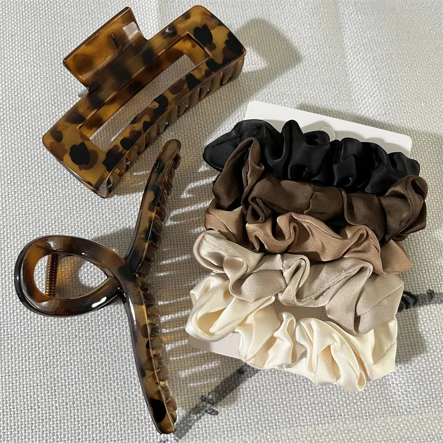 Vintage Leopard Print Hair Claw Clip Large Rectangular Secure Hold Hair Clip for Up additional angle