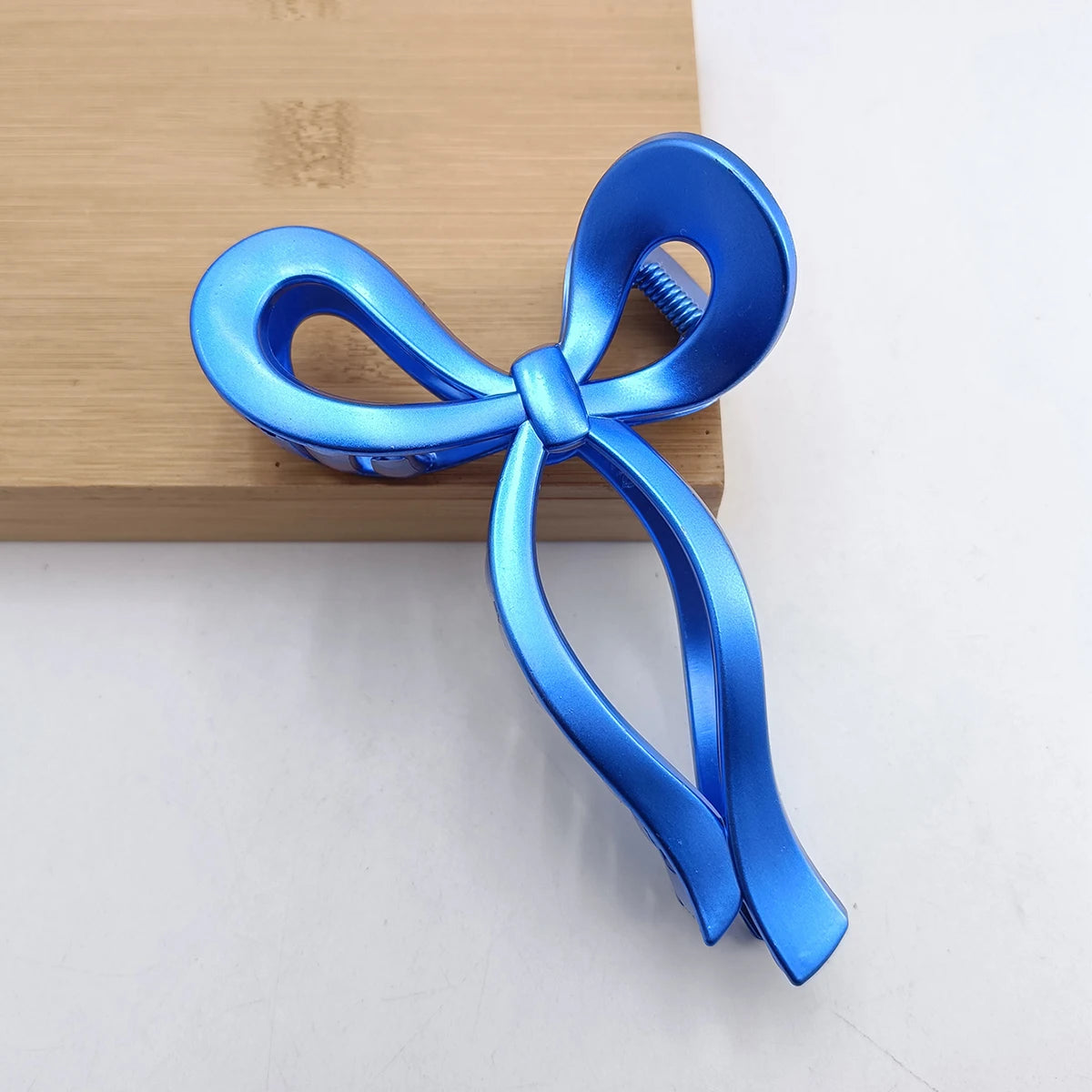 13cm New Elegant Metallic Color Ribbon Bow Hair Clip for Women Large Anti Slip Ponytail Claw Clip Hairpins Crab Hair Accessories