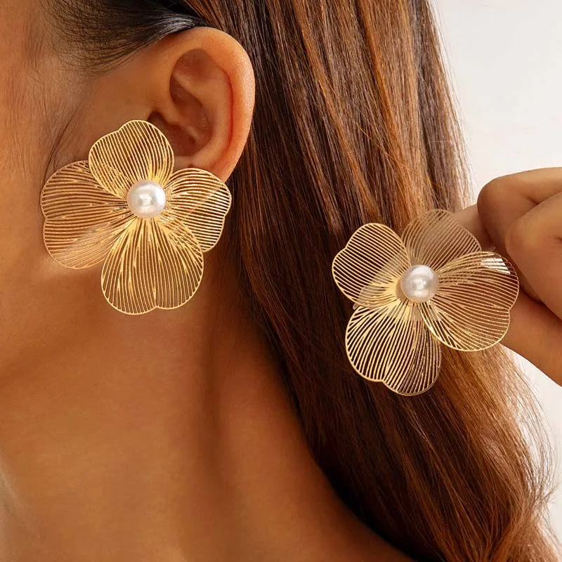 Punk Vintage Metal Petal Flower Stud Earrings Women Girls Trend 2025 Goth Geometric Piercing Earring