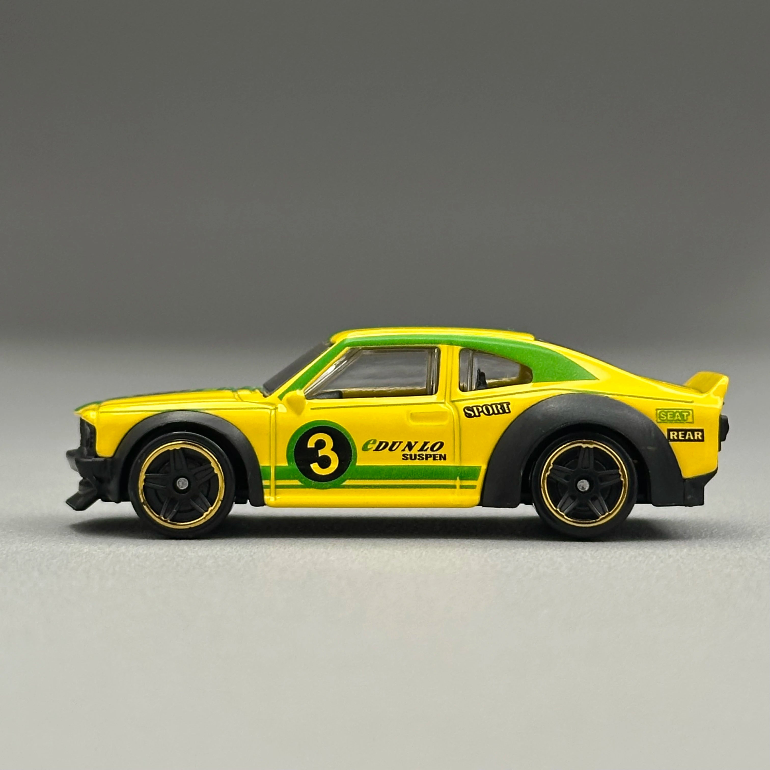 1/64 Diecast Metal Car Model Toy lifestyle view