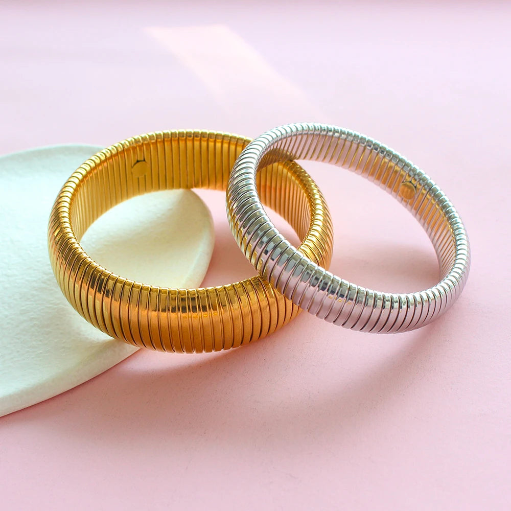304L Stainless Steel Elastic Bracelet Women 18k Gold Plated Charm Punk Wide Chunky Met close-up view