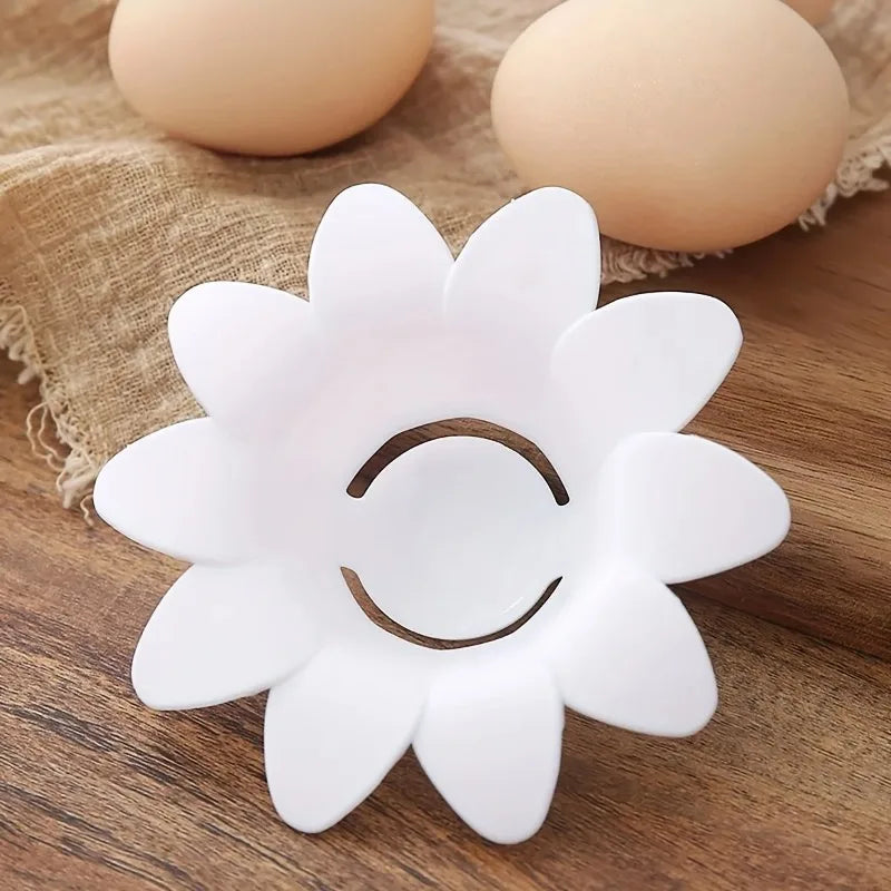 1pc/ Cute Flower Design Egg White Yolk Separator Kitchen Gadgets Baking Tools Egg Ext alternate view