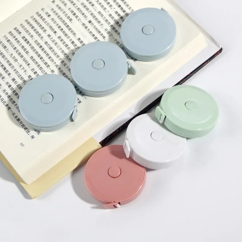 1/3/5PCS Portable Double-sided Tape Measure Retractable Mini Tape Measure for Weight lifestyle view