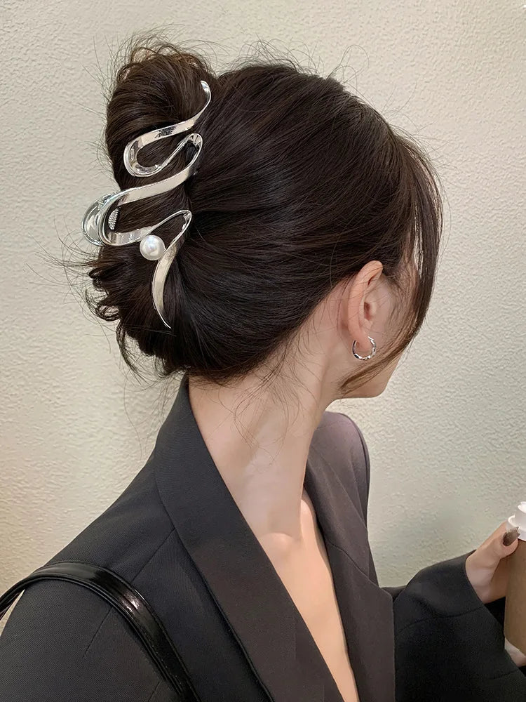 Metal Hair Clip Fashion Barrettes Korean Geometric Black Bow knot Hair Claw for Women Thick Thin Accessories Bath Crab Clamp