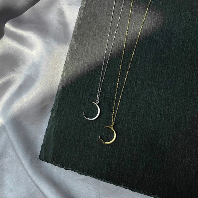 Stainless Steel Necklace New Fashion Moon Chain Pendant Simplicity Necklaces For Wome alternate view