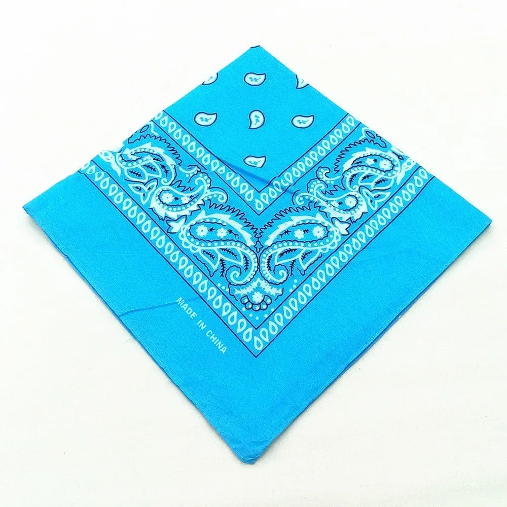 55cm*55cm Outdoor Sports Bandana Scarf Face Mask Riding Camping Cycling Headscarf Tube close-up view