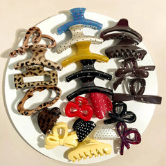 2pcs/set Hair Claw Clips for Women Girls Heart Bow Dots Leopard Large Small Crab Hairp close-up view
