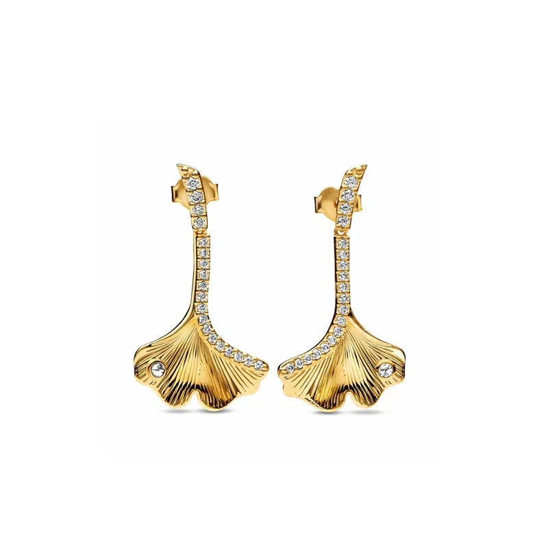 925 Sterling Silver Snowflake Heart Earrings | Fine Stud Earrings for Women detail view