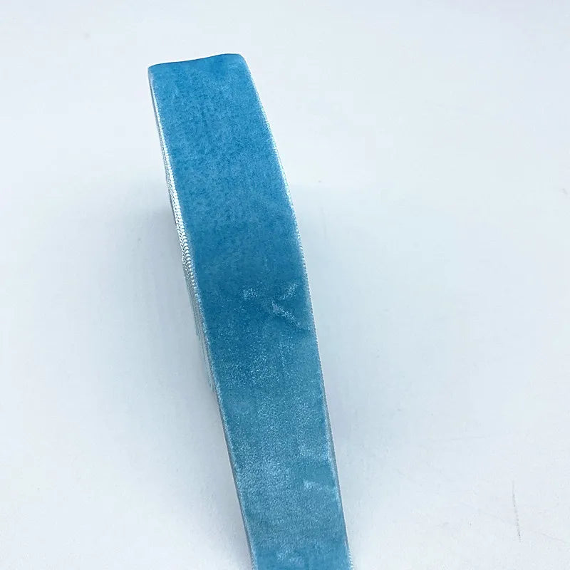 New 6-38mm Colour Single Face Line Velvet Ribbon for Bowknot Christmas Ribbon Party De close-up view