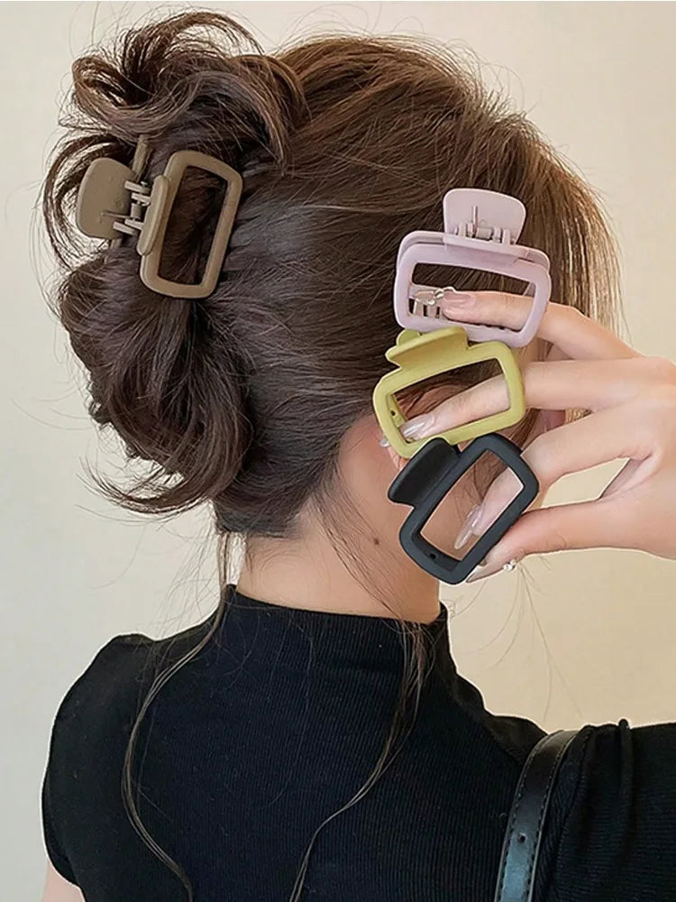 4pcs Women's Square Lightweight Hair Claw Clip Fashionable Elegant Hair Accessory C additional angle