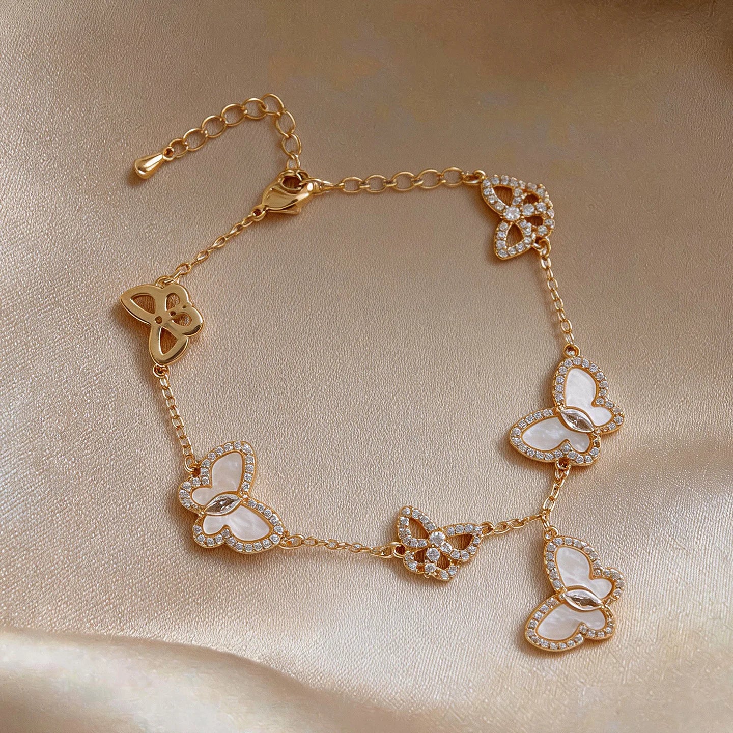 Blue Dripping Oil Butterfly Bracelet for Women Fritillary Flower Leaf