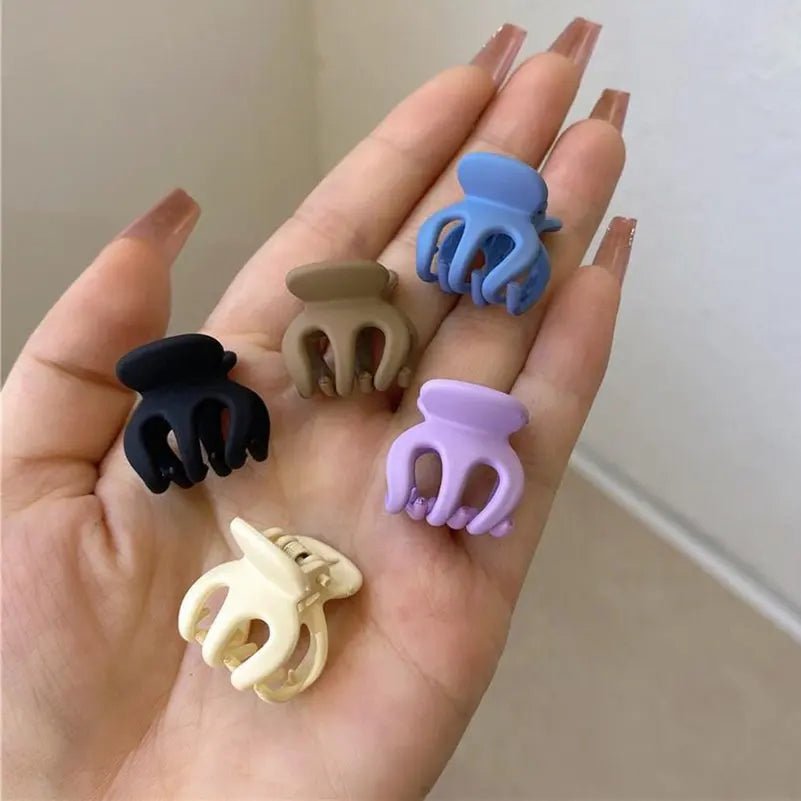 5/20Pcs Colorful Small Claw Clip Headdress Fashion Mini Hair Clips Girls Bangs Clip H alternate view
