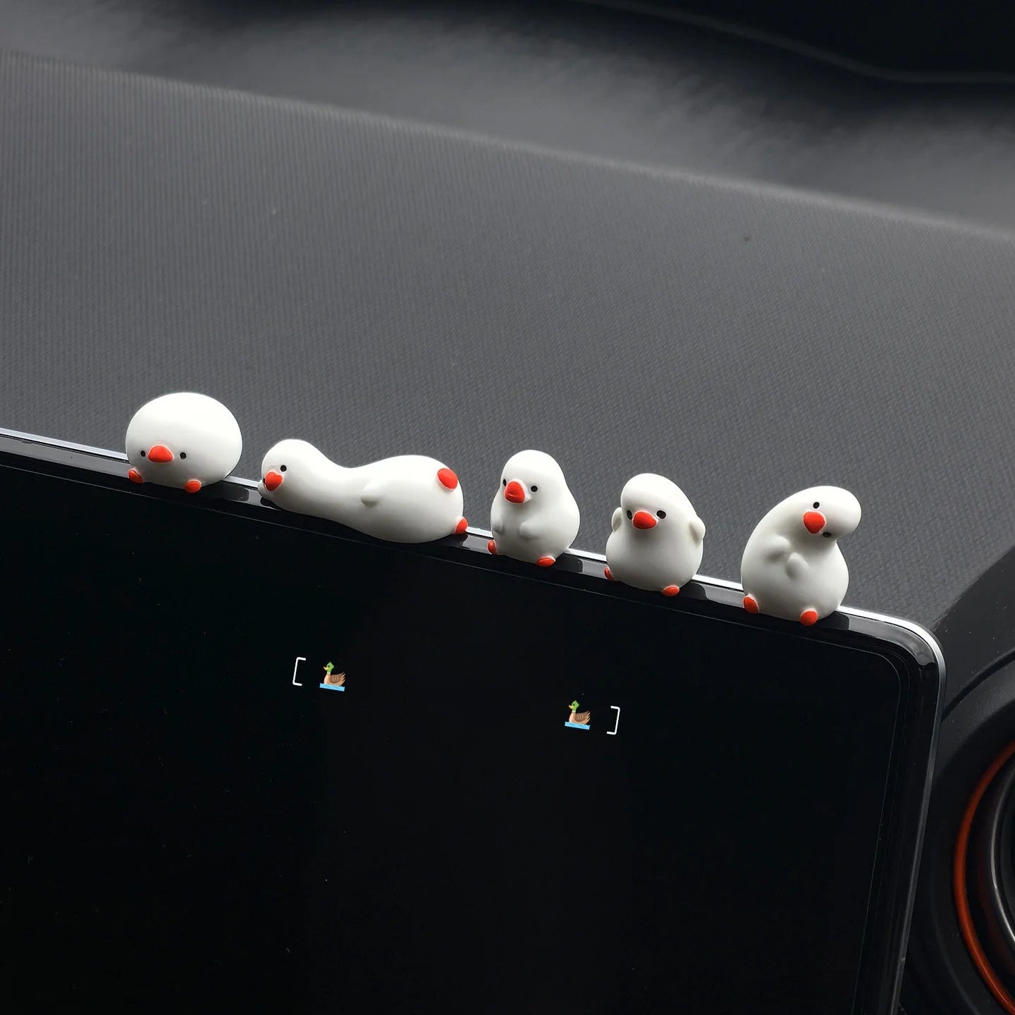 5 Pcs Flat Duck Resin Car Ornaments Set