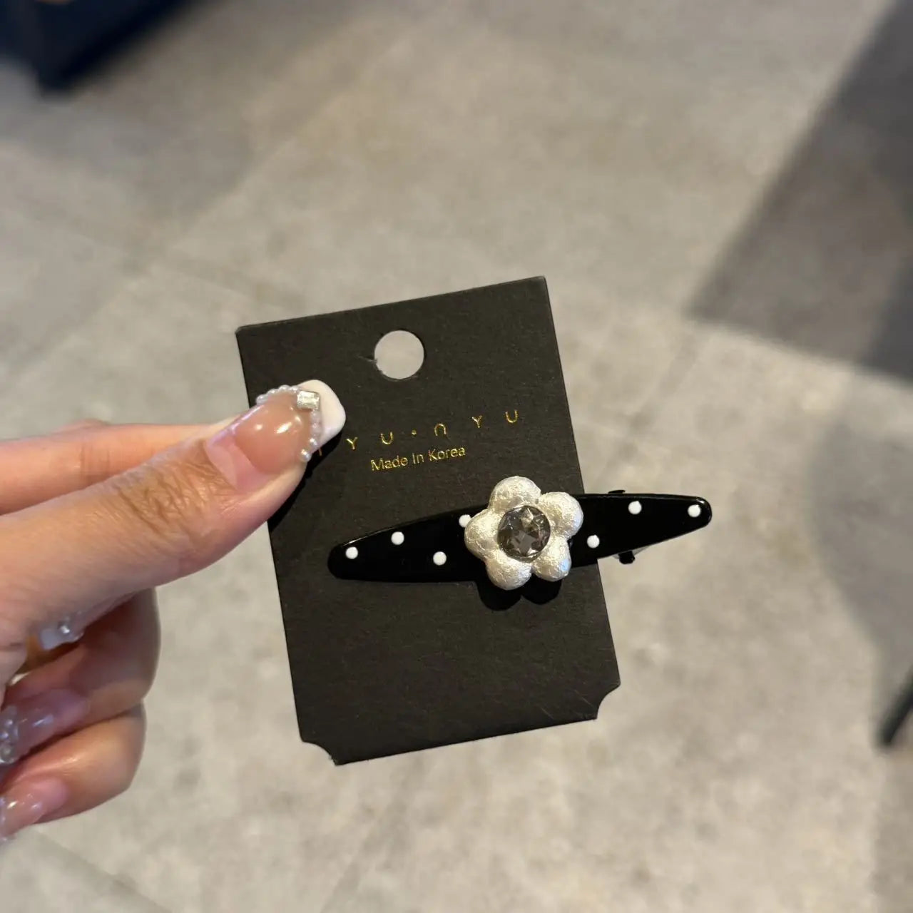 New Sweet Polka Dot Pearl Flower Clip Womens Bangs Clip Elegant Fashion Korean Style Duckbill Hair Rhinestone Accessory Pair Set