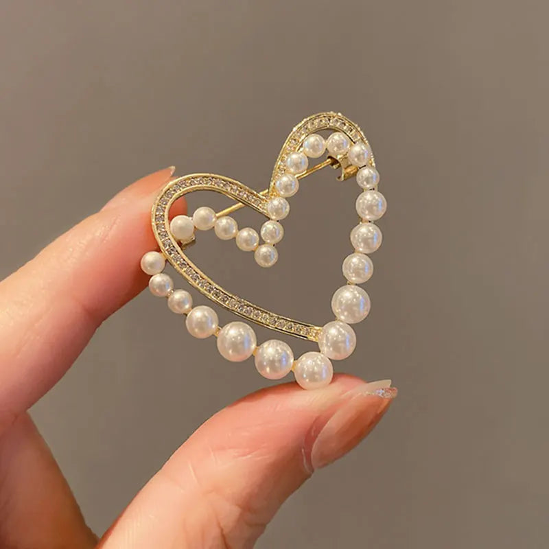 Retro Blue Crystal Big Waterdrop Pendant Brooch for Women Full of Rhinestone Brooch Pin Clothing Accessories Vintage Jewelry