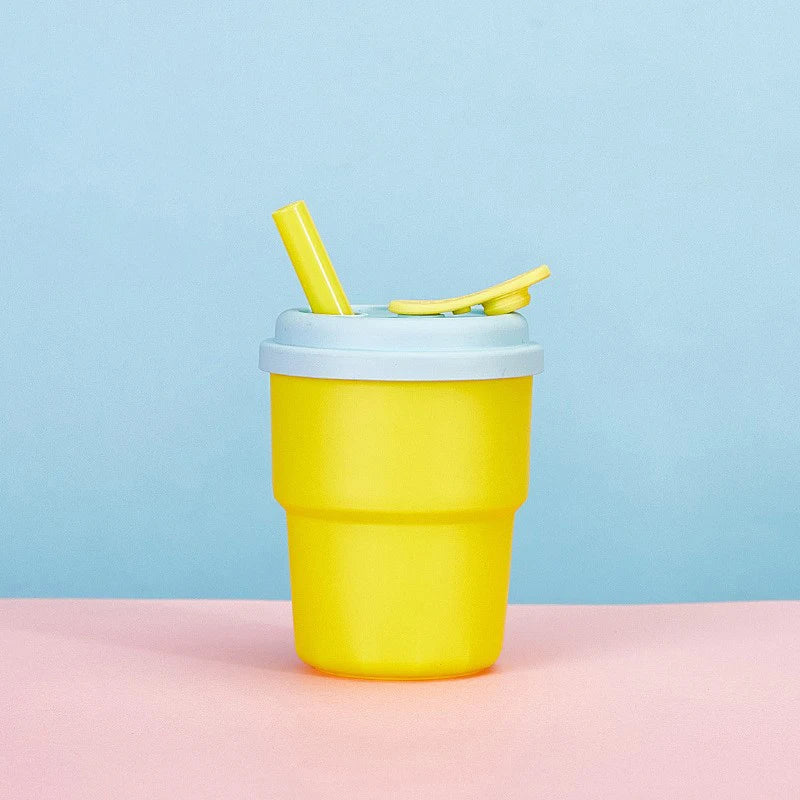 400ml Coffee Mug With Lid Straw Silicone Cold Juice Milk Tea Mug Leak-Proof Drinking W close-up view