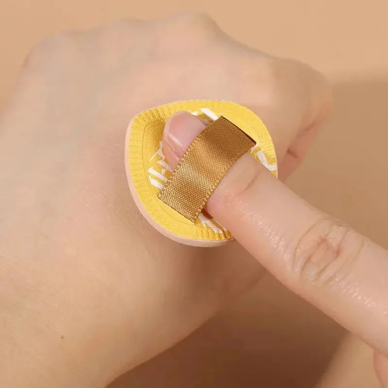 3pcs Mini Finger Puff Cosmetic Cushion Puff Concealer Foundation Detail Makeup Sponge close-up view