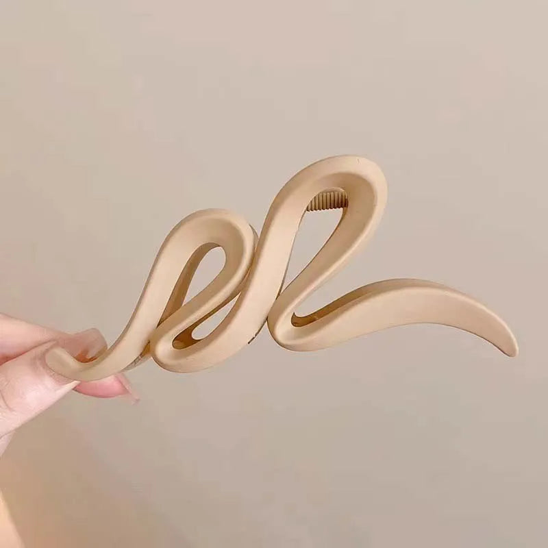 13cm Acrylic Hair Clips For Women Hairpin Matte Wave Hair Claw Clip Hair Accessories Girls Headwear 4 Colors New