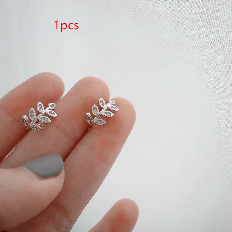 Korean Design Stainless Steel Clip Earrings No Piercing Gold Color Ear Bone Clips Simp close-up view