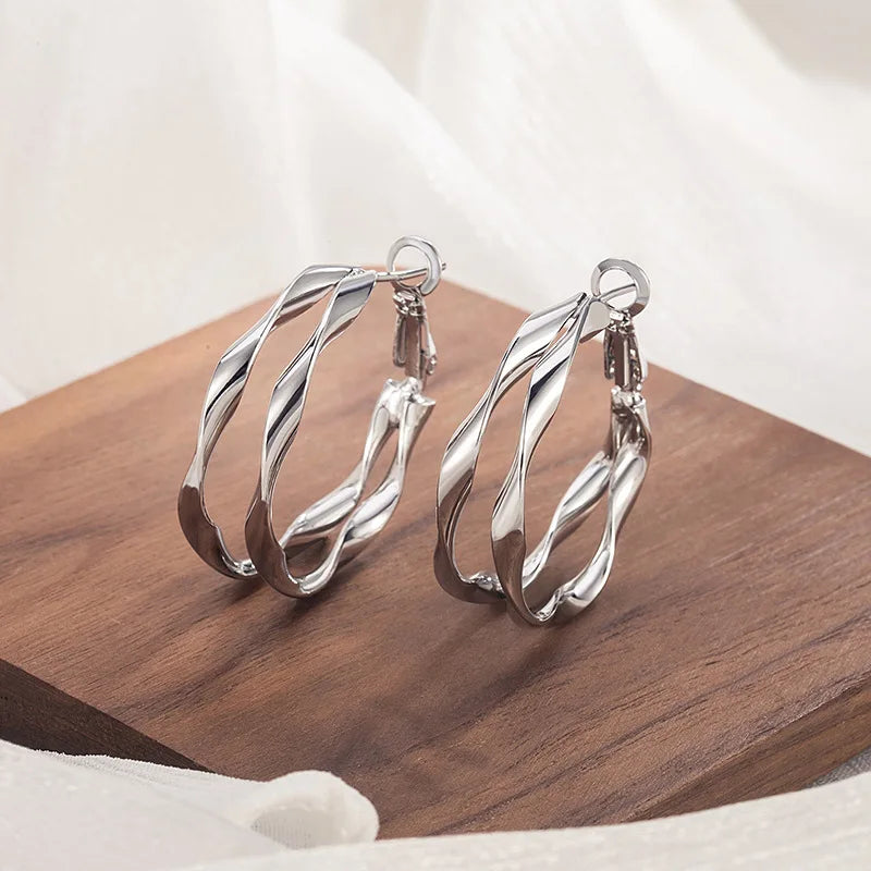 PANJBJ925 Sterling Silver Frosting Hoop Earrings For Women Texture Geometry Design Tr lifestyle view