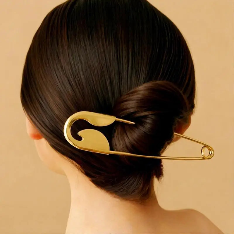 Large Safety Pin Hair Clip Metal Hair Barrettes for Girls Unique Design Hair Styling Tool for Daily Wear