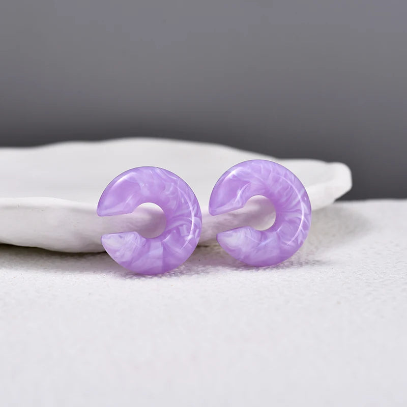 1 Pair Simple Round Circle Clip Earrings For Women C Shape Acrylic Red Blue Black Pin lifestyle view