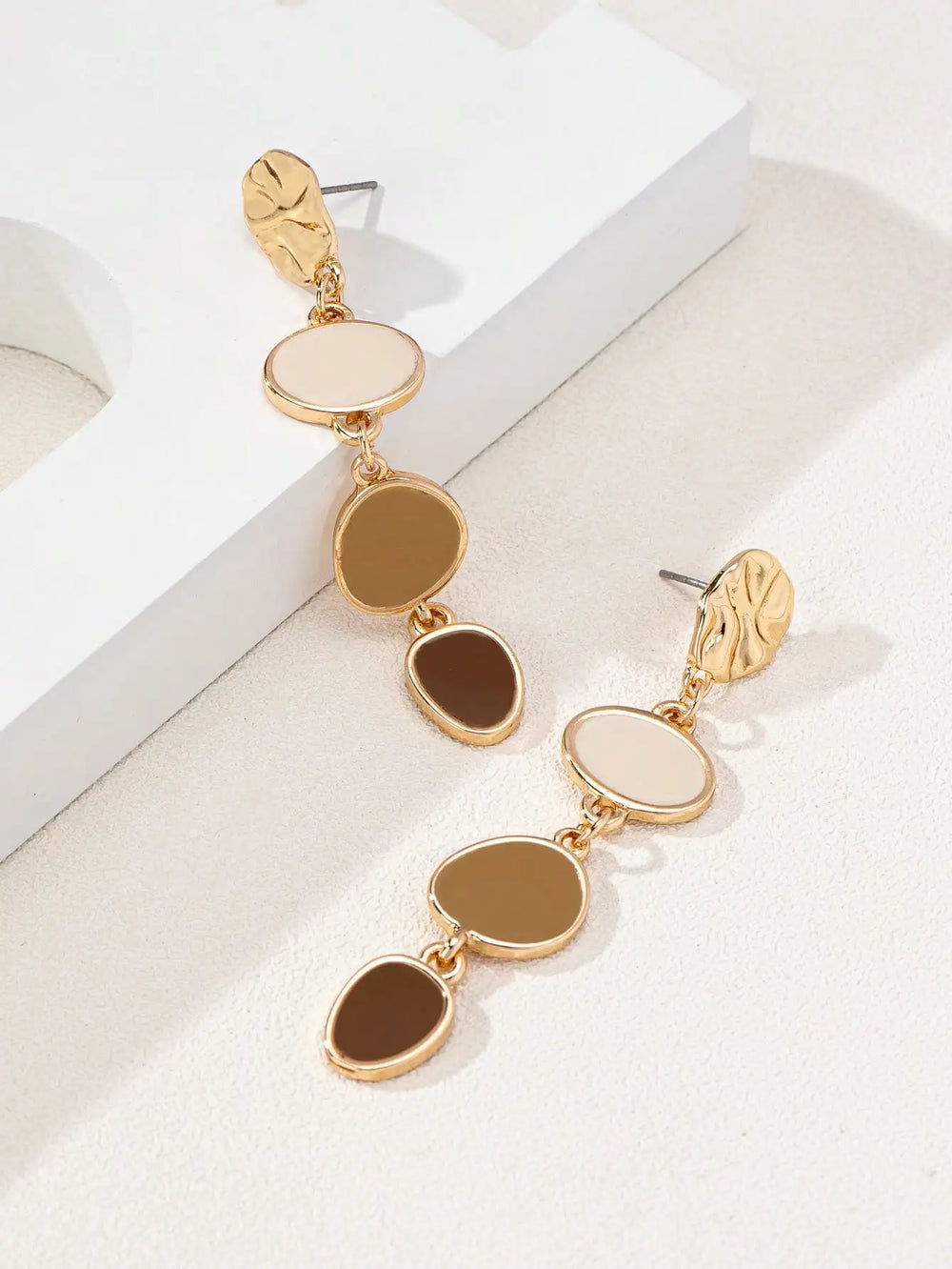 A Pair of Trendy, Casual, Fashionable, Oil-Drip Style, Elegant, Unique, Versatile Wom lifestyle view