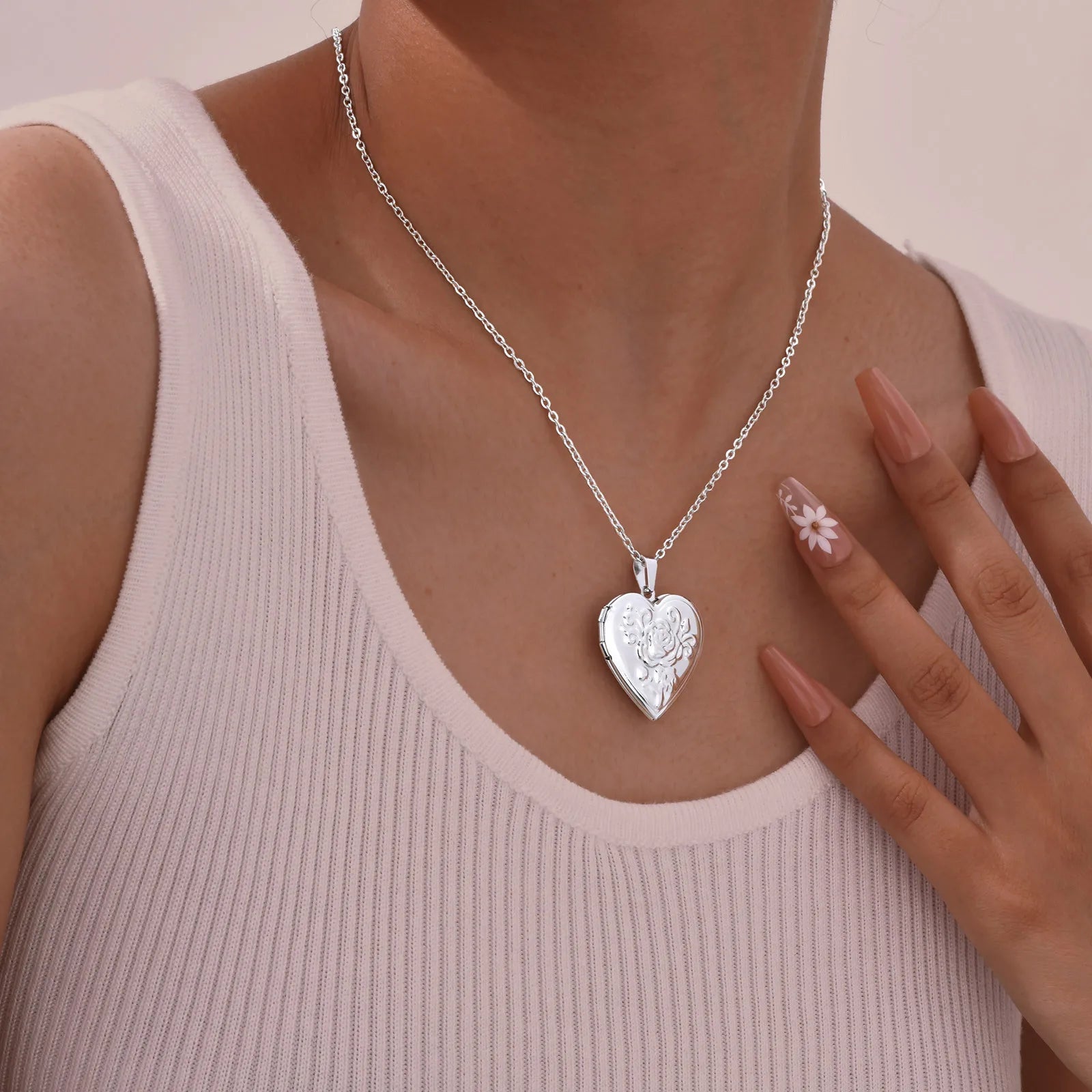 Vnox Never Fade Silver Color Stainless Steel Women Locket Pendant, Openable Heart Pendan detail view