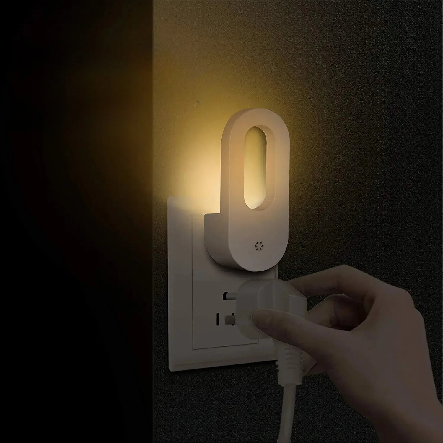 LED Plug Night Light with Twilight Sensor | Energy Saving Wall Socket Lamp for Kids Room