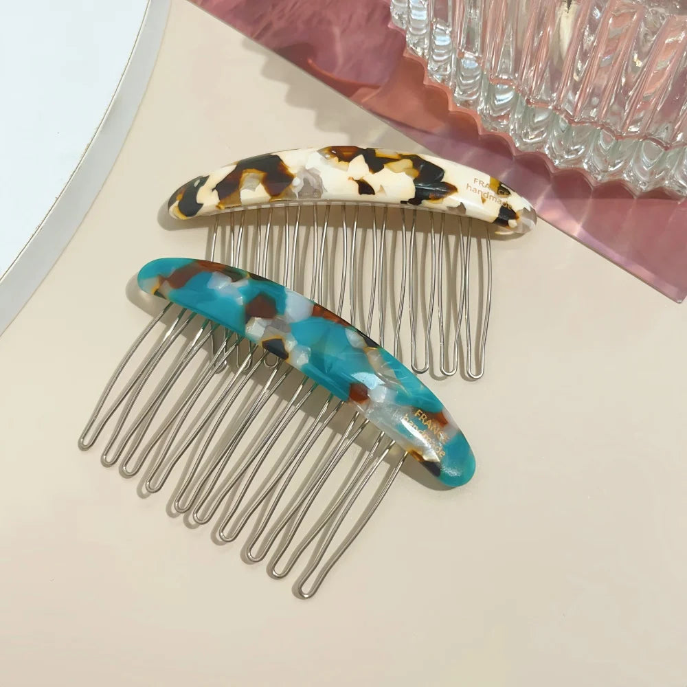 1/2pcs Acetate Metal Hair Combs Clips for Women Girls Side Bangs Upside-down Hairpins lifestyle view
