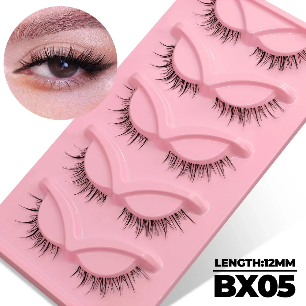 Faux Mink Eyelashes Clear Band Lashes Natural Look Wispy False Lashes Makeup close-up view