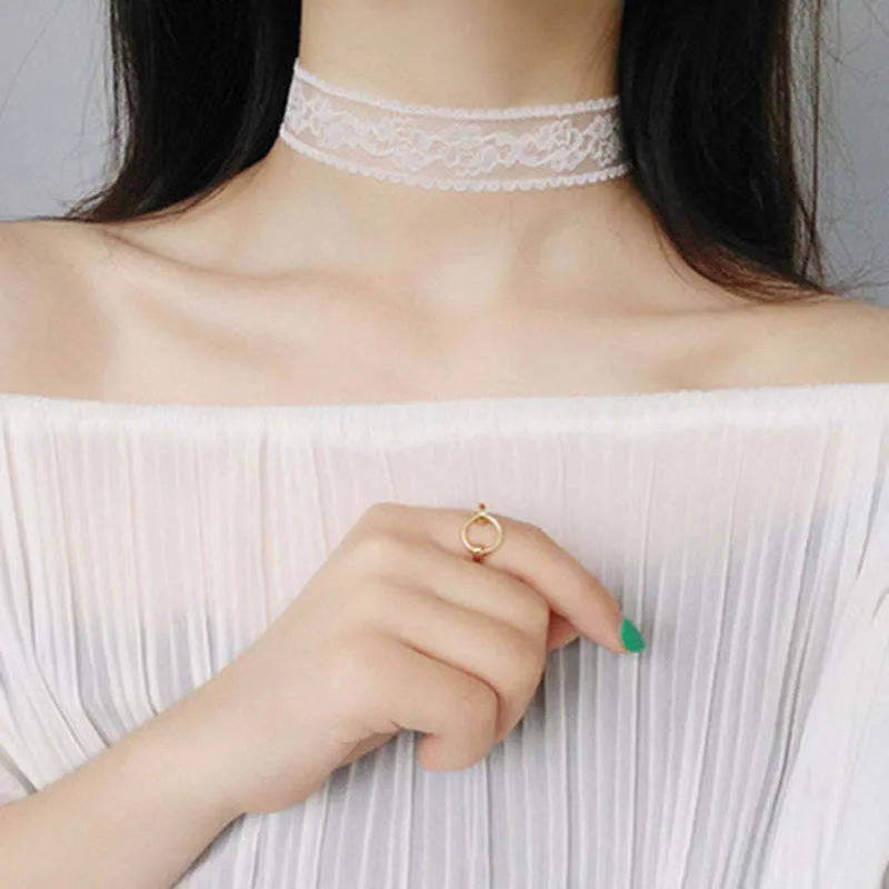 Short Lace Choker Nekclace for Women Girl Black White Color Fashion Romantic Necklace lifestyle view
