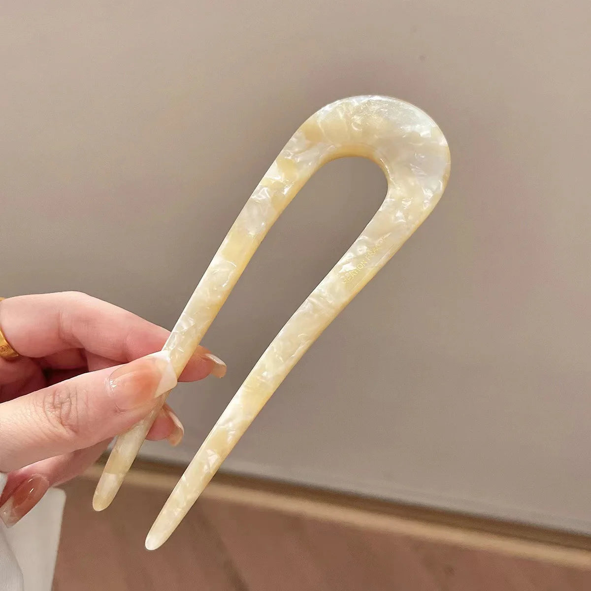 U-shaped Female Hairpin Mineral Patterned Meatballs Hairpin Vintage Chinese additional angle