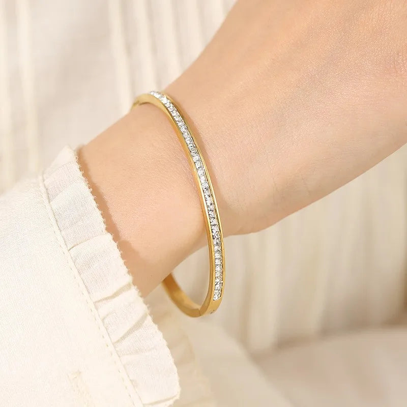 Roman Numerals Bracelet For Women Stainless Steel Jewelry Accessories Luxury Bracelet Wo detail view