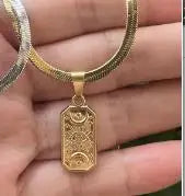 40cm+5 Exquisite stainless steel OX Moon Necklace Half Moon Blade Chain Necklaces Gold close-up view