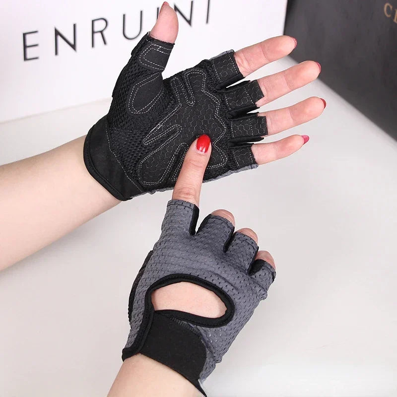 Fingerless Gym Gloves | Breathable Weightlifting Gloves with Gel Pads for Men and Women detail view