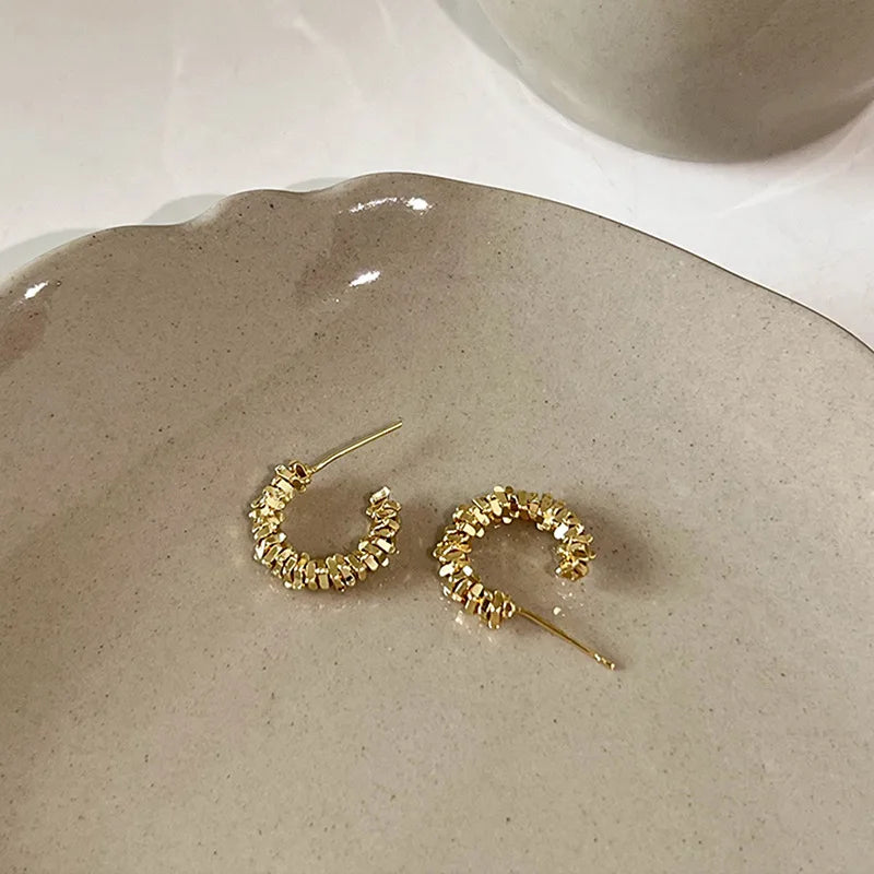 Elegent Minimalist Zircon Stud Earrings for Teens Ear Piercing Earrings Women Men Weddin detail view