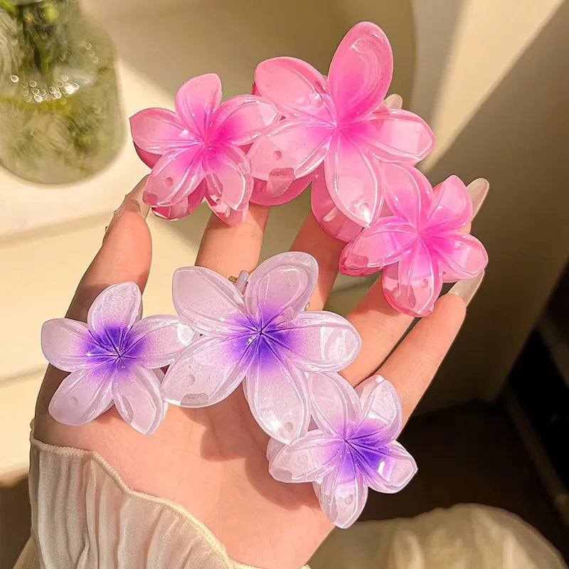 1/2pcs Fashion Gradient Egg Flower Hair Claws Clip For Women Sweet Acrylic Girls Hair lifestyle view