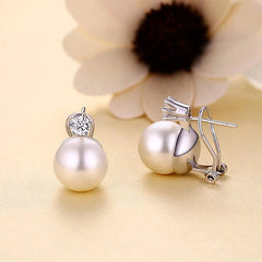 Huitan Trendy Korean Style Piercing Stud Earrings Women Graceful Simulated Pearl Jewelry detail view