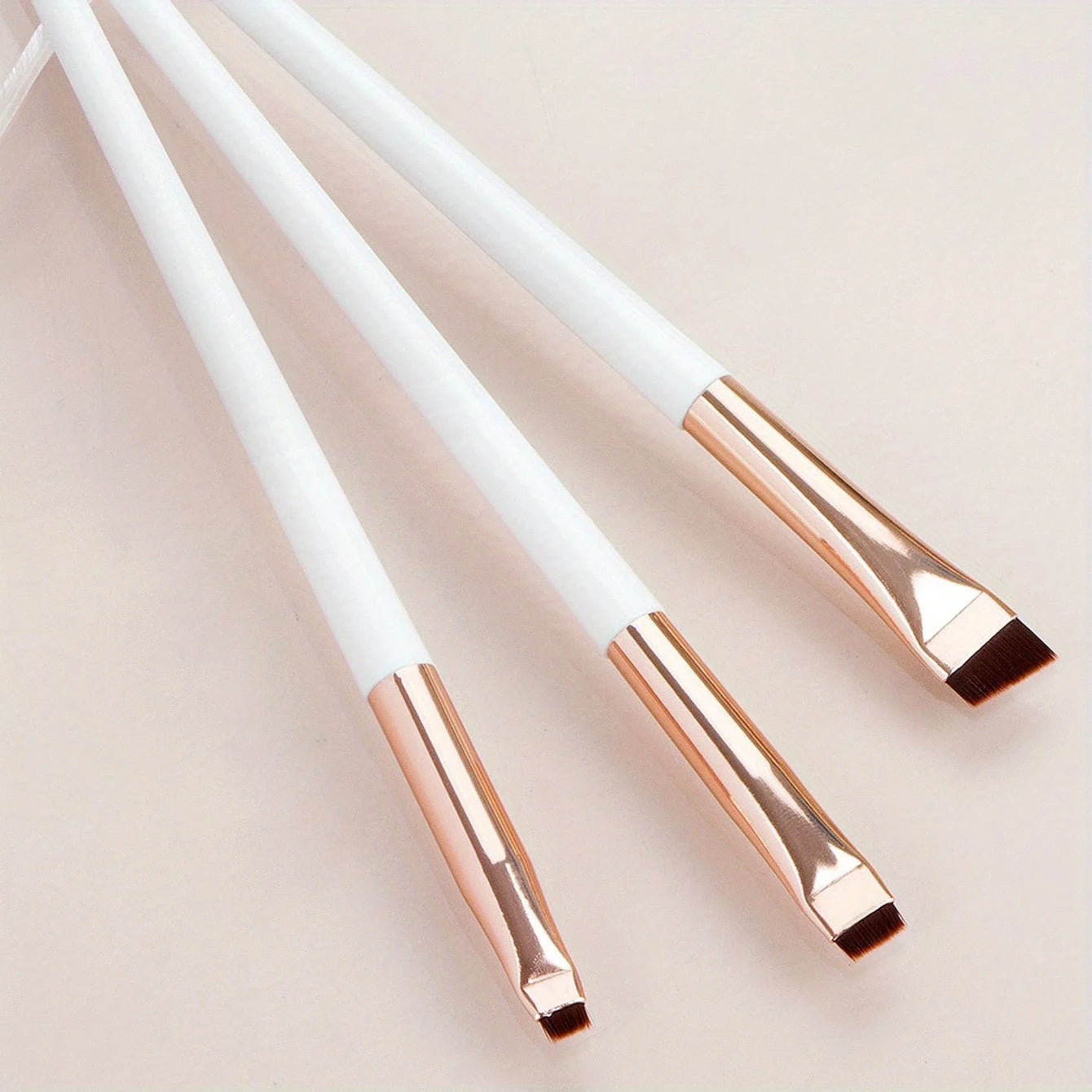 3pcs Makeup Brush Set, Blade Eyeliner Brush Fine Oblique Head Eyebrow Brush Outline additional angle