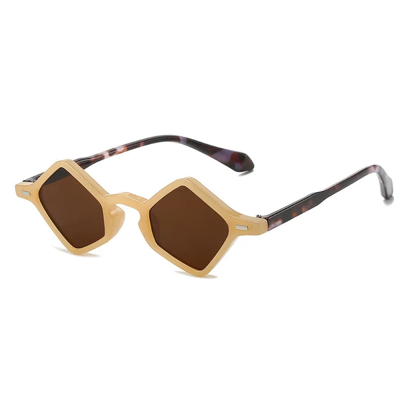 New Fashion Ins Popular Small Polygon Square Sunglasses Women Clear Ocean Lens Shades Men Trending Rivets Sun Glasses UV400