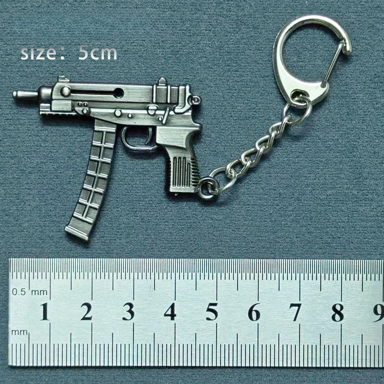Mini Keychain Pendant Peace Elite 98k Alloy Gun Model PUBG Battlefield Boy Toy Handso lifestyle view