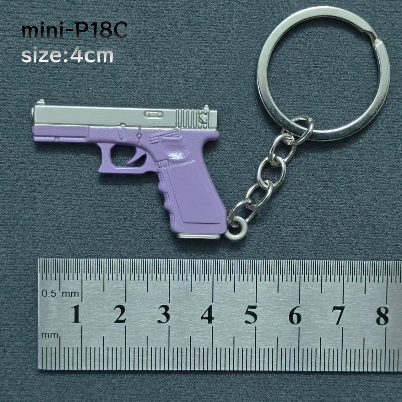 Mini Keychain Pendant Peace Elite 98k Alloy Gun Model PUBG Battlefield Boy Toy Handsom close-up view