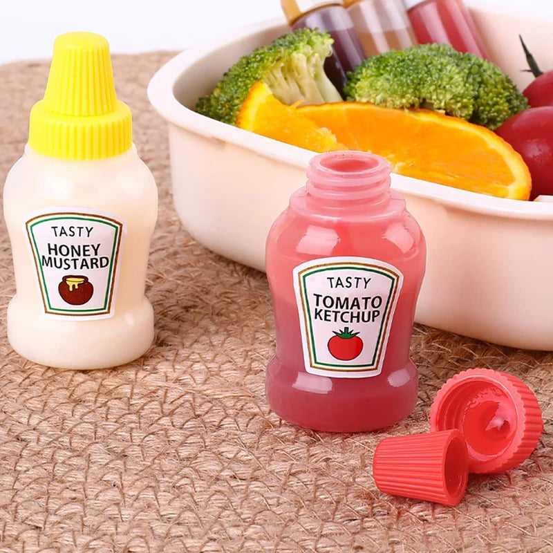 1-6Pcs Mini Seasoning Sauce Bottle Portable Tomato Ketchup Bottle Salad Dressing Contain detail view