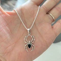 Huitan Spider Pendant Necklace for Women/Men Punk Animal Necklaces Unisex Lover Neck Accessories Creative Gift Hip Hop Jewelry
