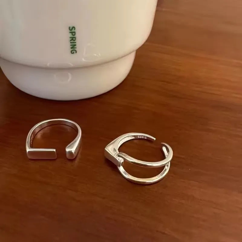 VENTFILLE 925 Sterling Silver Rings INS Fashion Hip Hop Vintage Couples Hollow Lines Pun detail view
