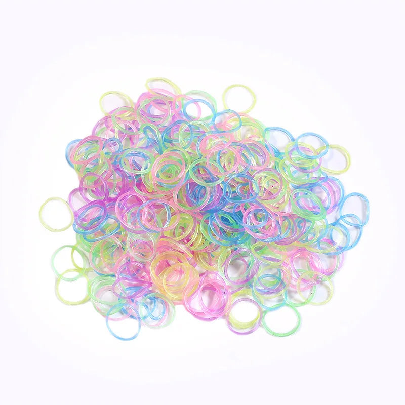 600pcs Colorful Loom Band DIY Bracelet Luminous Transparent Rubber Band Rainbow Circle close-up view